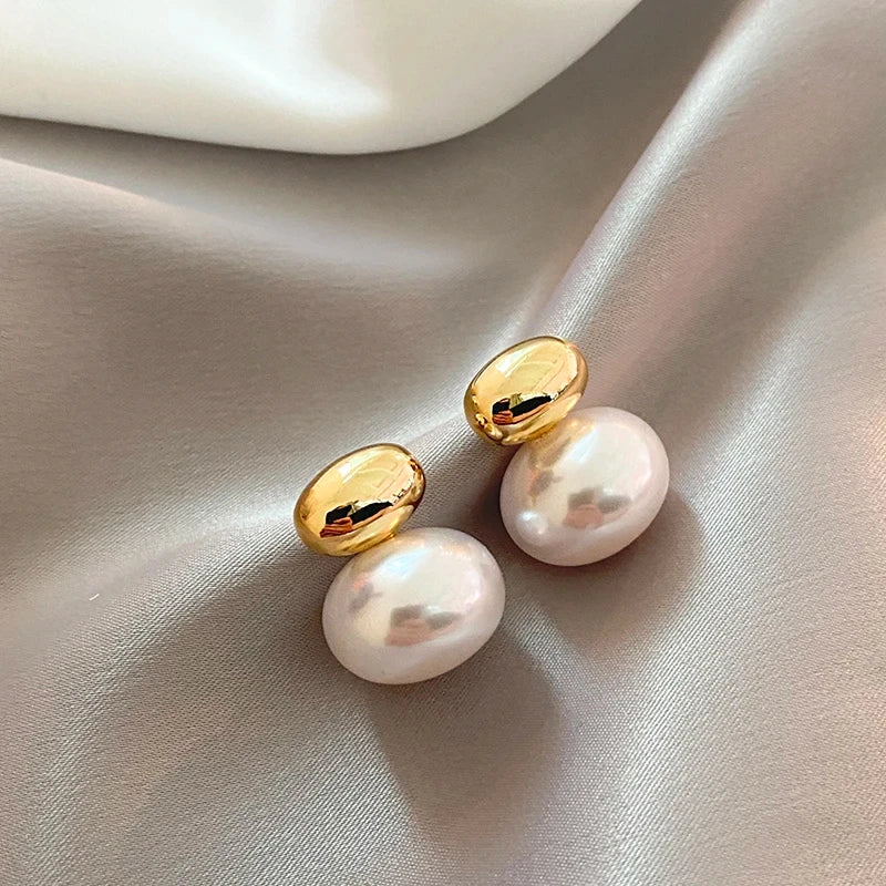 Pearl Ball Dainty Earrings Earrings Ecuyeres Gold  